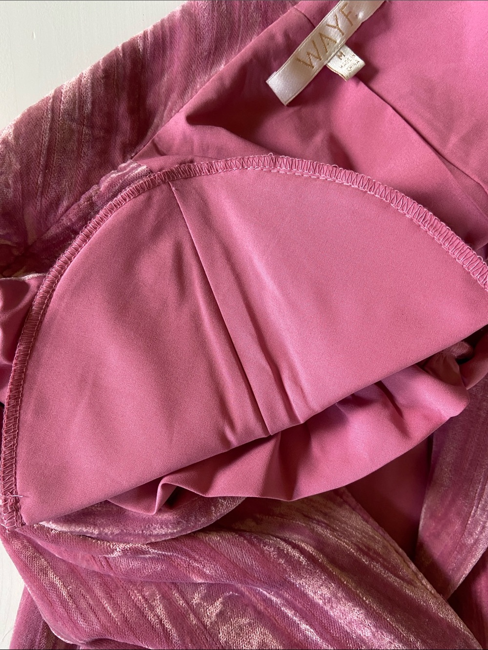 Wayf Crushed Velvet Pink Blazer Size Medium - Picture 8 of 8